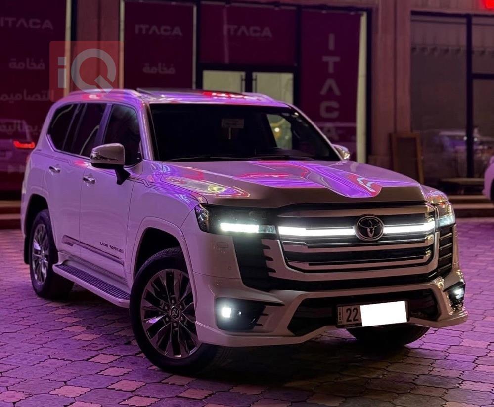 تويوتا لاندكروزر